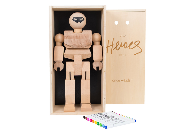 wood megafigure action figure 19" with 10 double tip artist quality markers