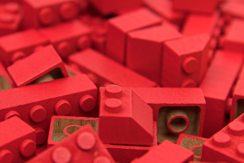 Color wood bricks construction toy compatible with plastic bricks