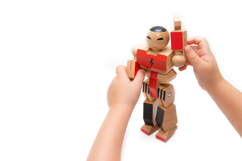 Wood Action Figure Playhard Heroes