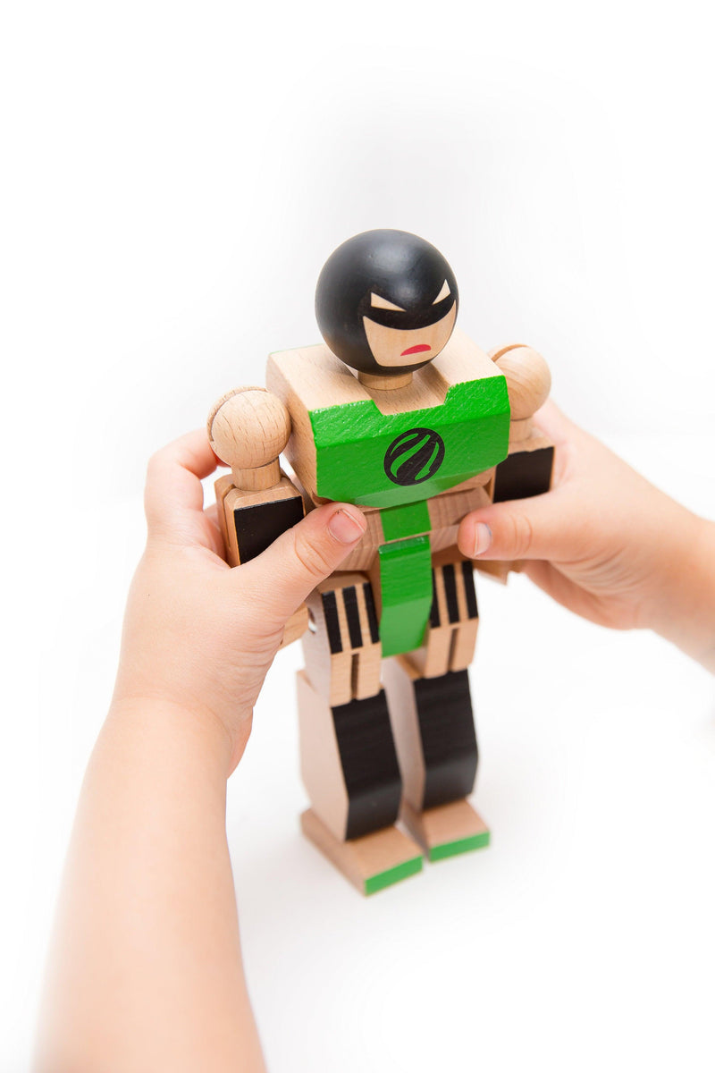 Wood Action Figure Playhard Heroes