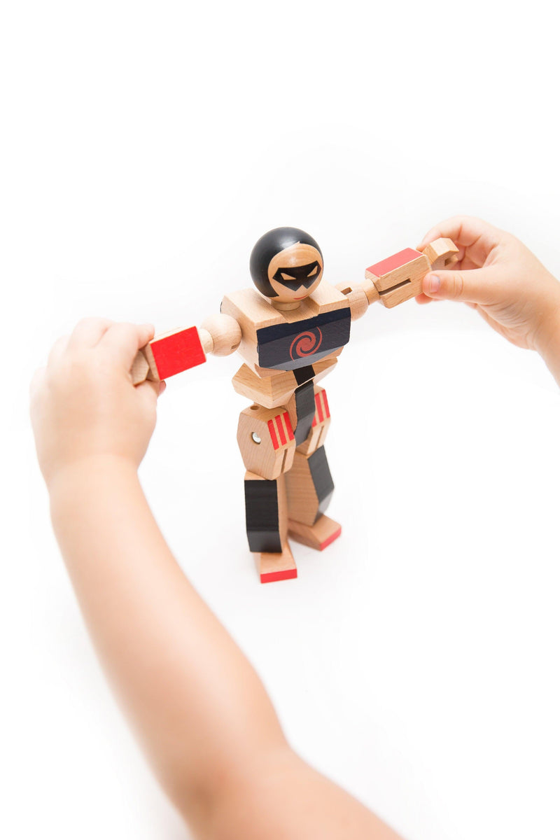 Wood Action Figure Playhard Heroes