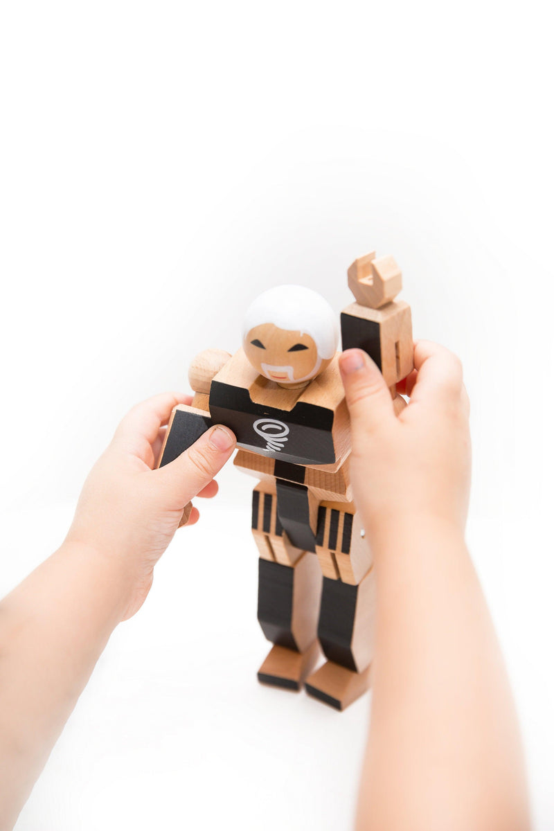 Wood Action Figure Playhard Heroes